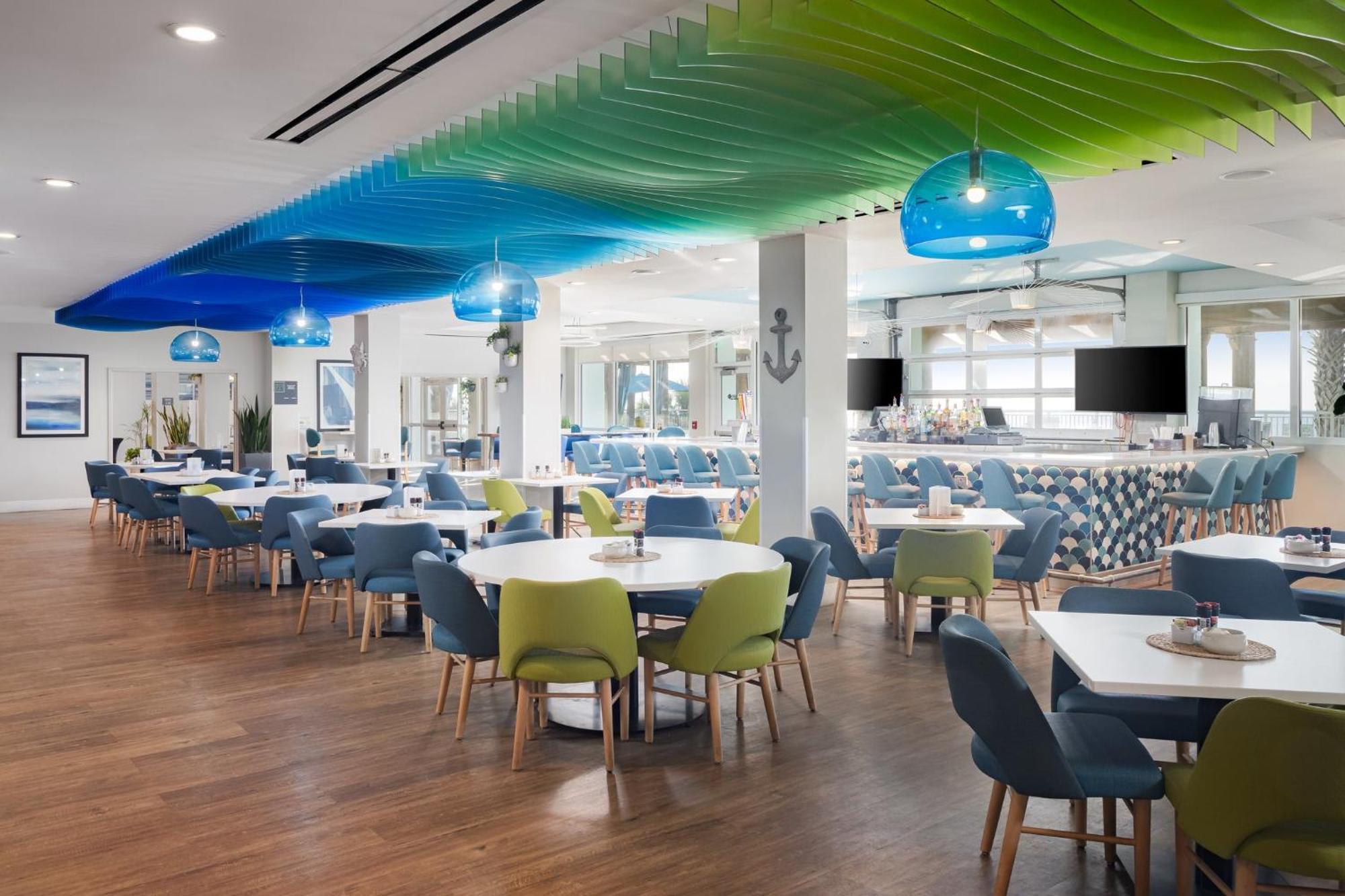 Holiday Inn Resort Oceanfront At Surfside Beach By Ihg Extérieur photo
