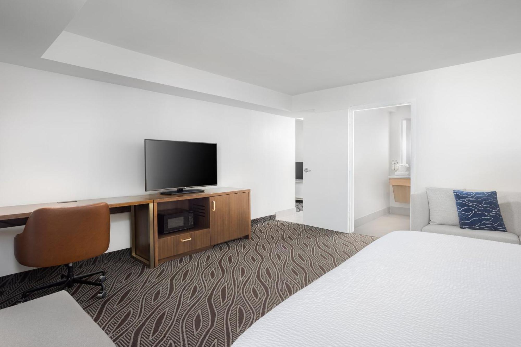 Holiday Inn Resort Oceanfront At Surfside Beach By Ihg Extérieur photo